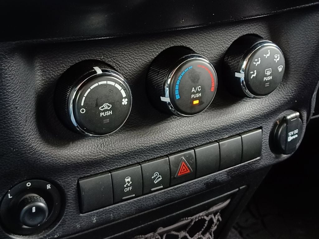 2017 Jeep Wrangler Unlimited Willy Wheeler 4x4
