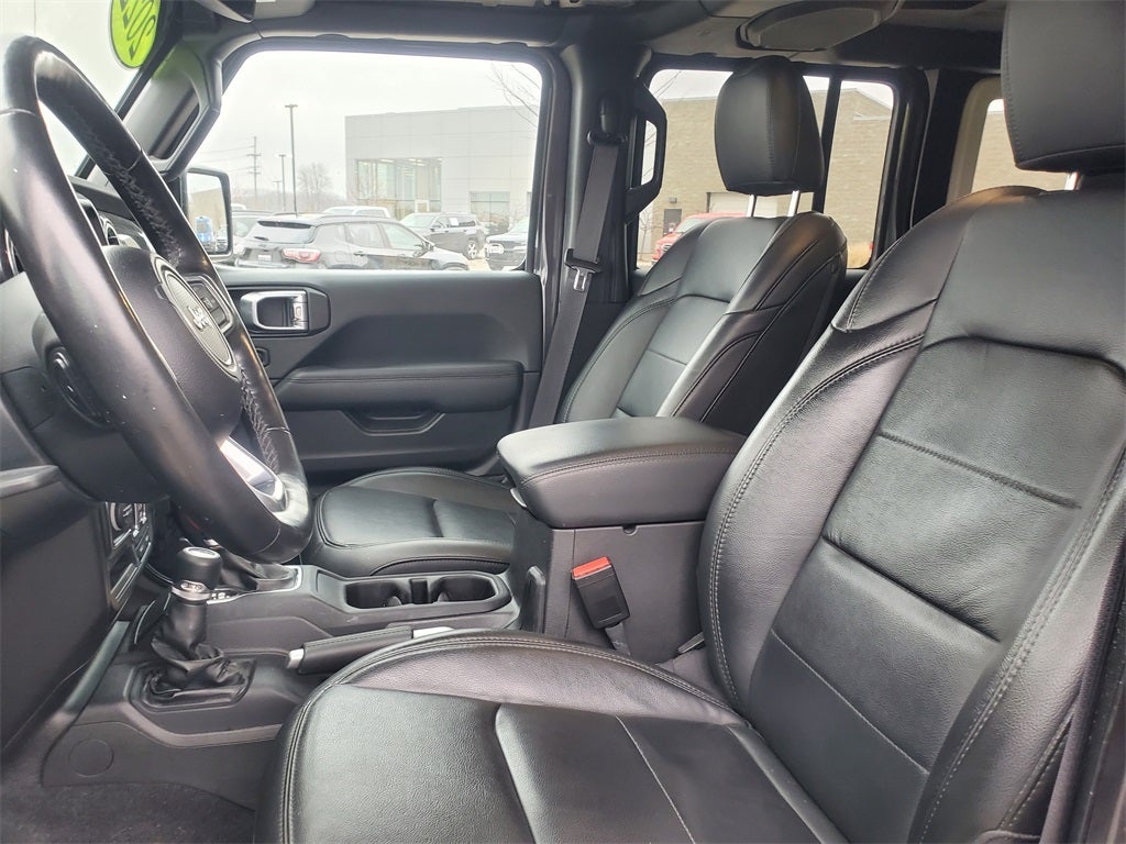 2022 Jeep Wrangler Unlimited Sahara Altitude