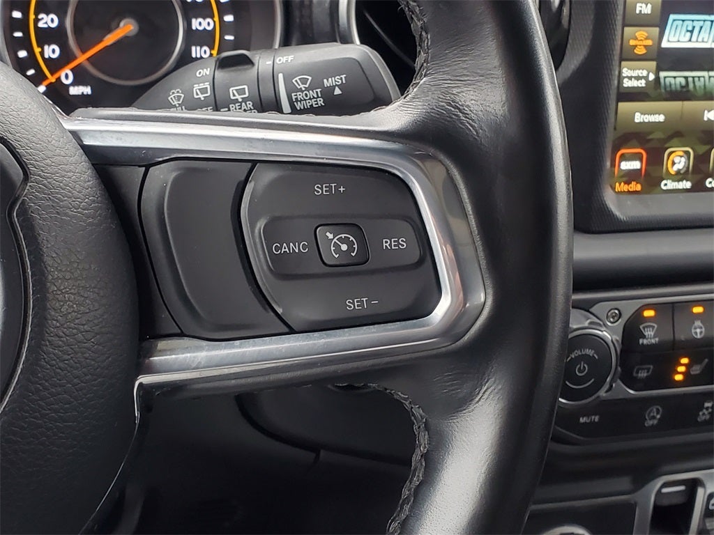 2022 Jeep Wrangler Unlimited Sahara Altitude