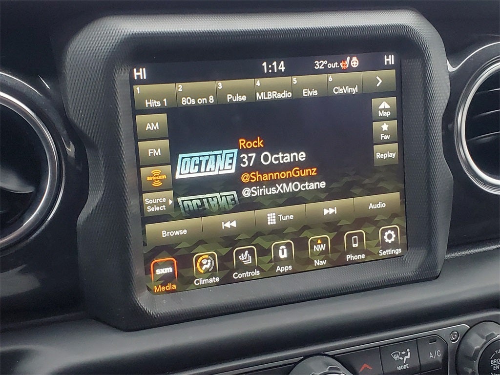 2022 Jeep Wrangler Unlimited Sahara Altitude