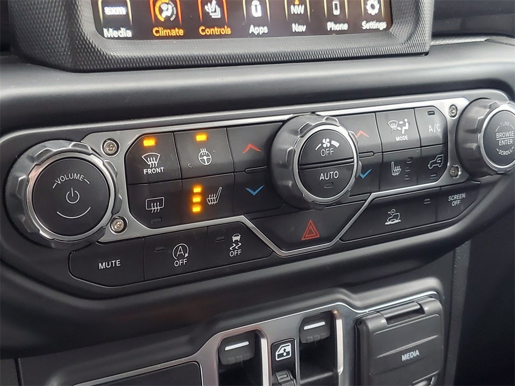 2022 Jeep Wrangler Unlimited Sahara Altitude