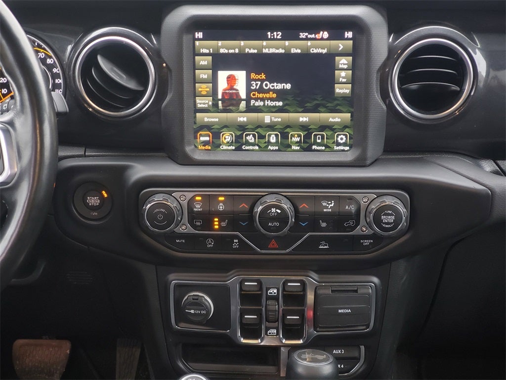 2022 Jeep Wrangler Unlimited Sahara Altitude