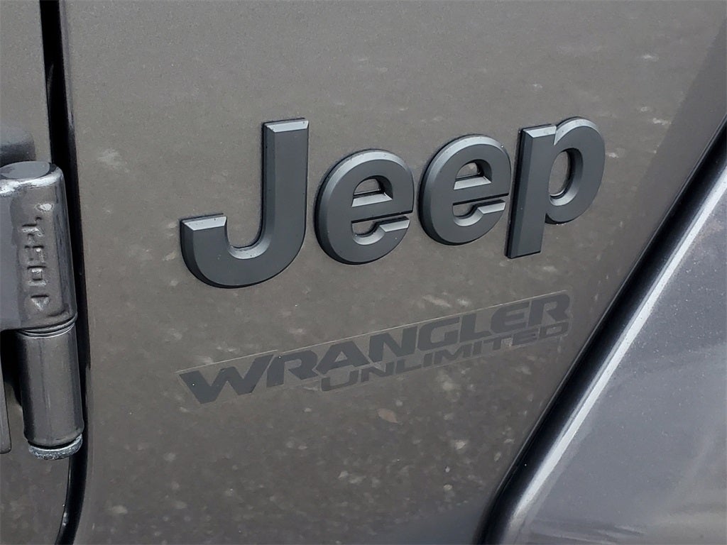 2022 Jeep Wrangler Unlimited Sahara Altitude