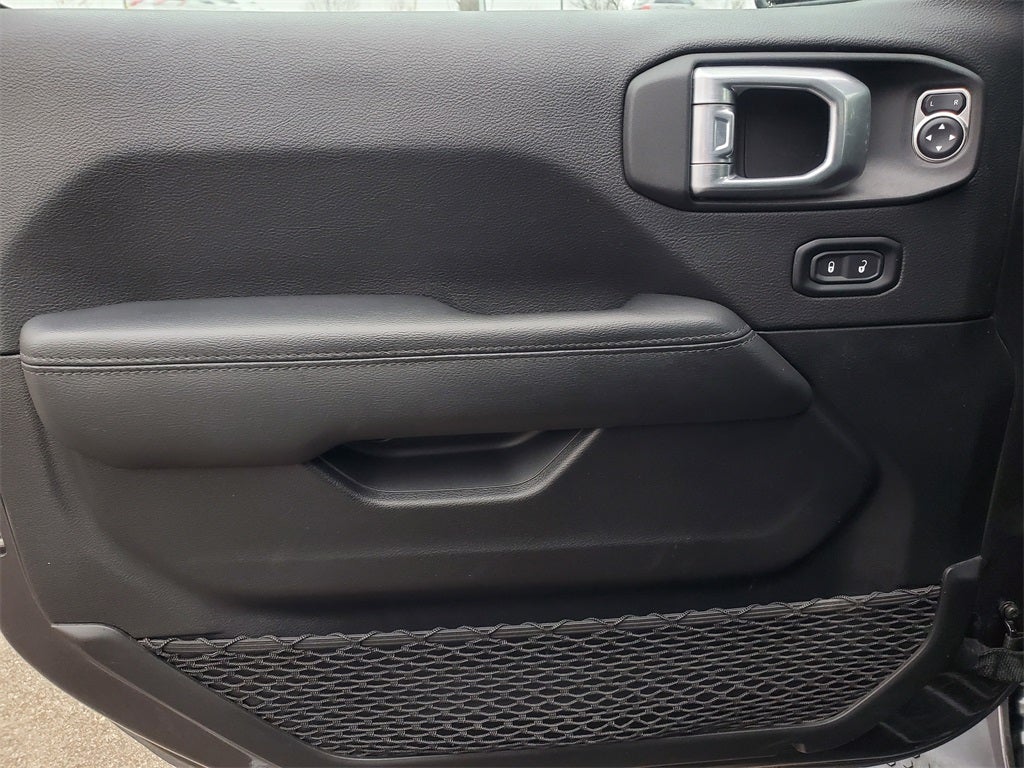 2022 Jeep Wrangler Unlimited Sahara Altitude