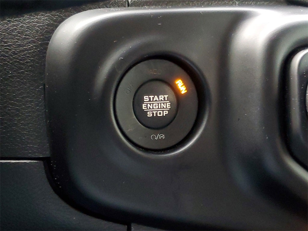 2022 Jeep Wrangler Unlimited Sahara Altitude