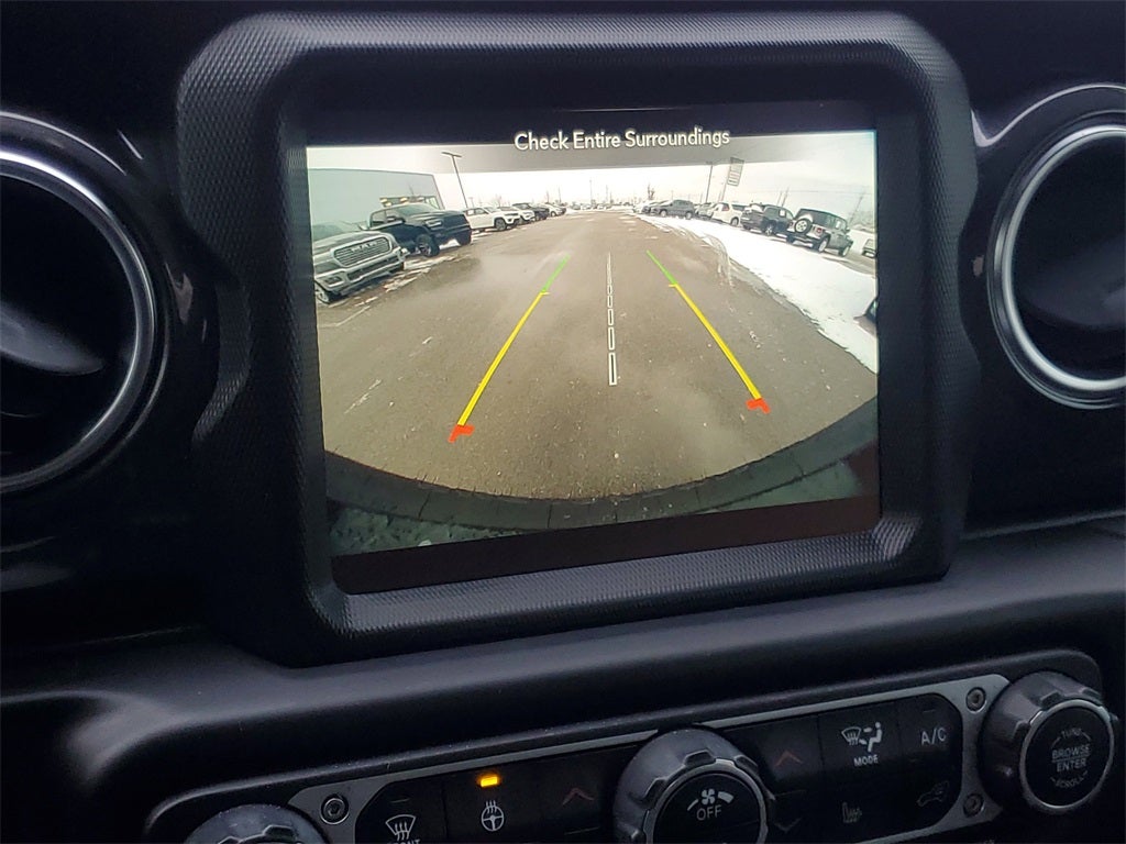 2022 Jeep Wrangler Unlimited Sahara Altitude