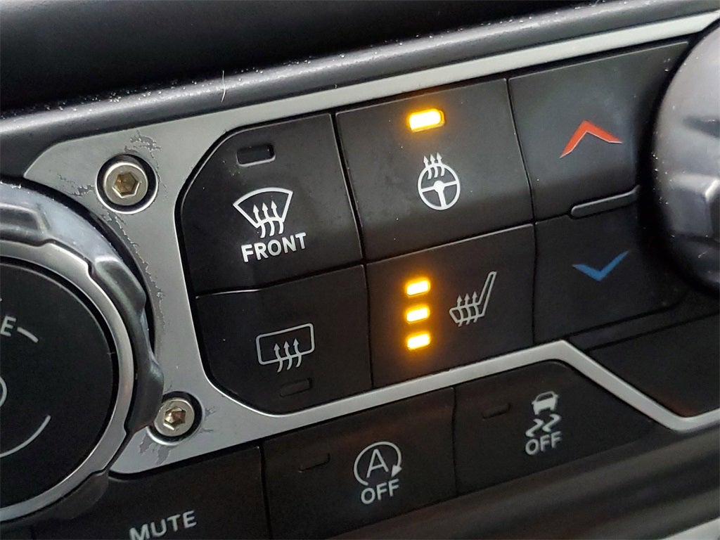 2022 Jeep Wrangler Unlimited Sahara Altitude