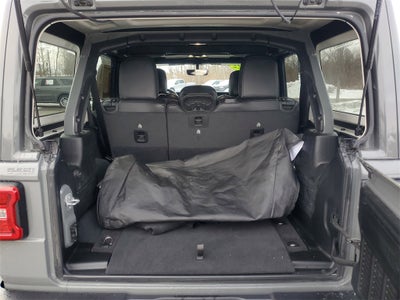 2022 Jeep Wrangler Unlimited Sahara Altitude