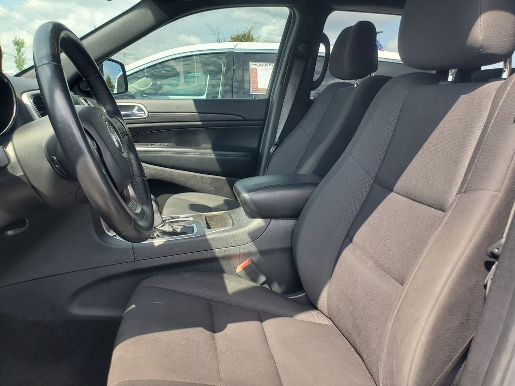 2019 Jeep Grand Cherokee Laredo E