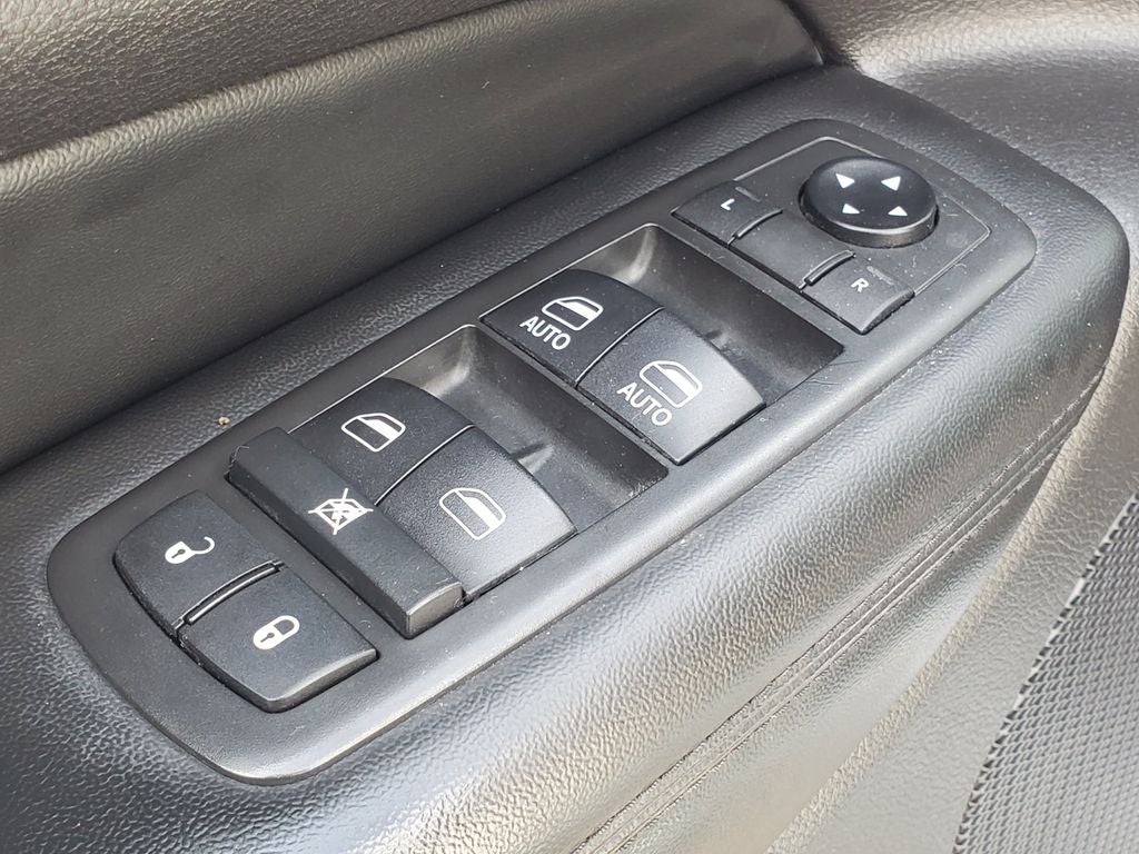 2019 Jeep Grand Cherokee Laredo E