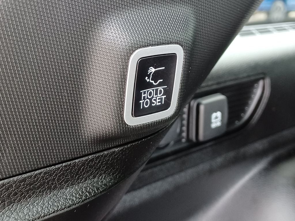 2024 Jeep Grand Cherokee Laredo X