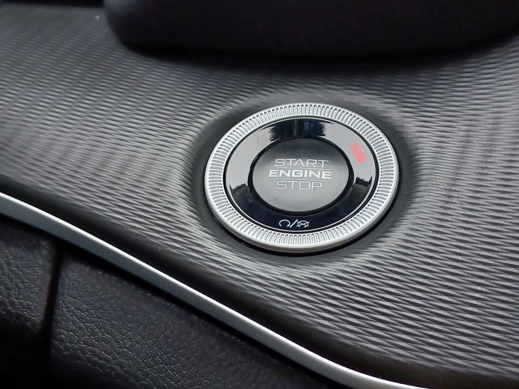 2025 Jeep Grand Cherokee Laredo X 4x4