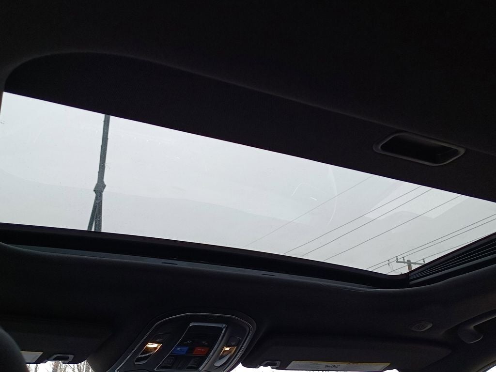 2025 Jeep Grand Cherokee Laredo X 4x4