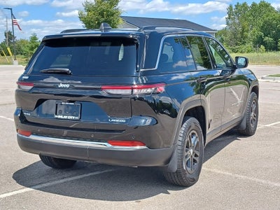 2023 Jeep Grand Cherokee Laredo 4x4