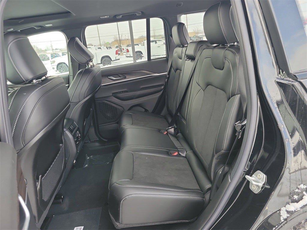 2026 Jeep Grand Cherokee GRAND CHEROKEE ALTITUDE 4X4