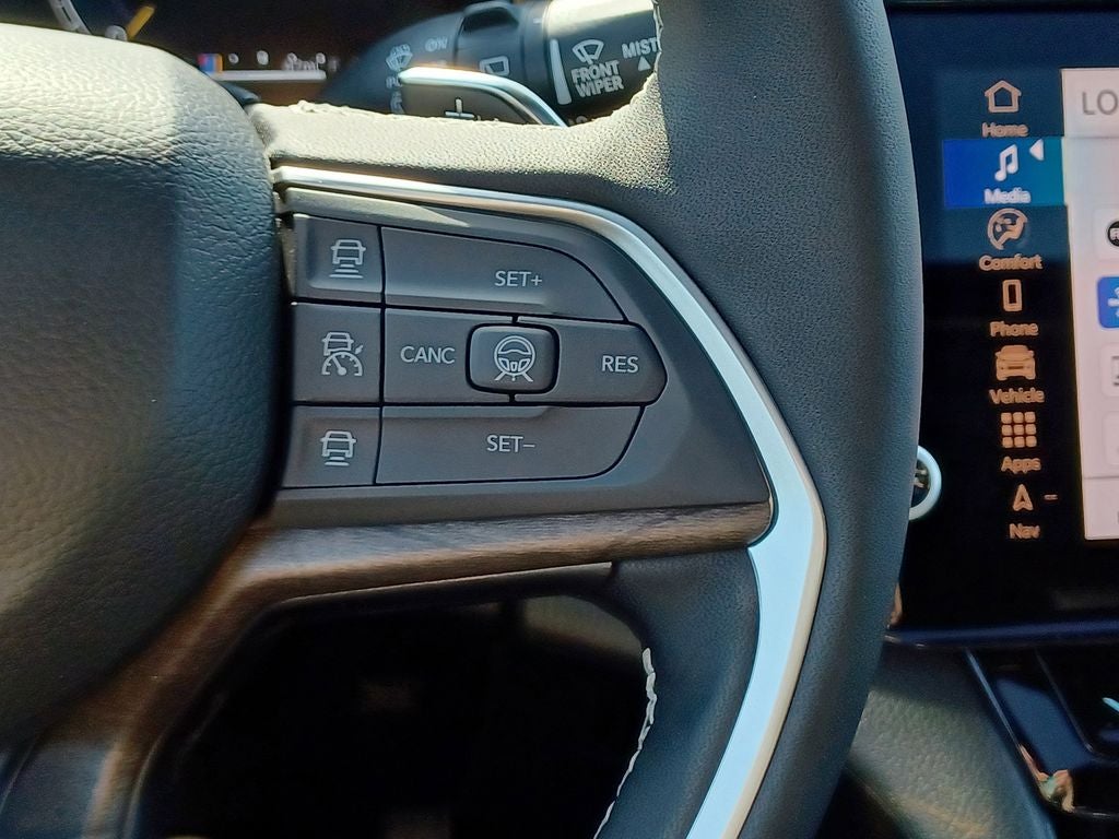 2026 Jeep Grand Cherokee GRAND CHEROKEE LAREDO ALTITUDE 4X4