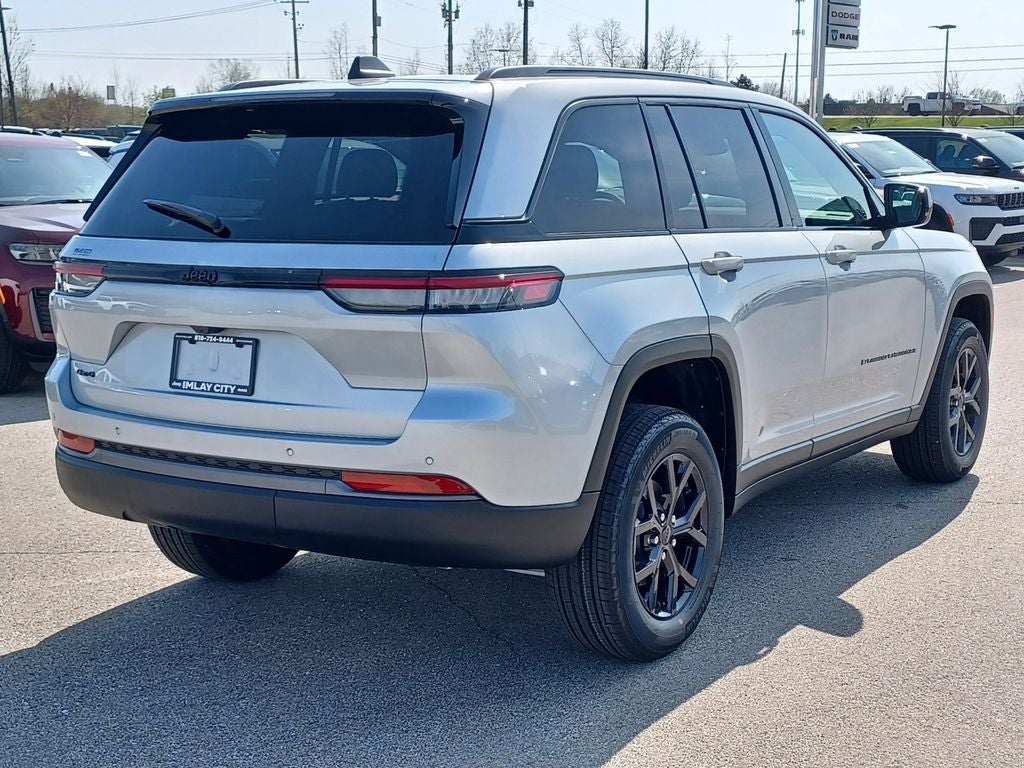 2026 Jeep Grand Cherokee GRAND CHEROKEE LAREDO ALTITUDE 4X4