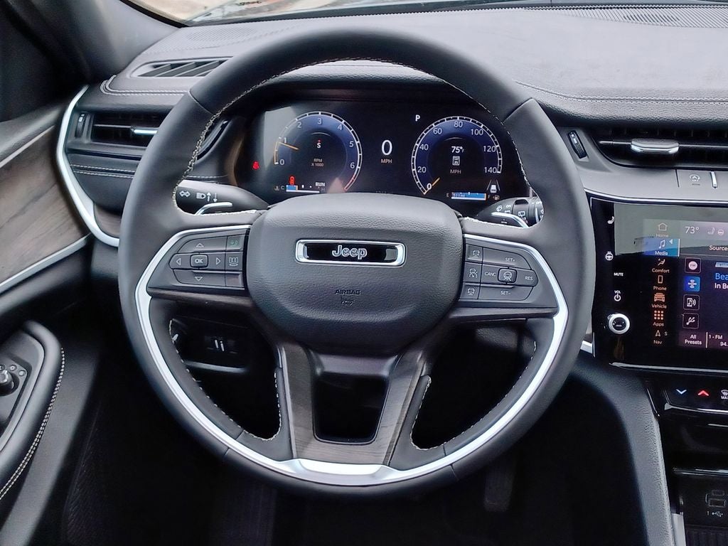 2026 Jeep Grand Cherokee GRAND CHEROKEE LAREDO ALTITUDE 4X4