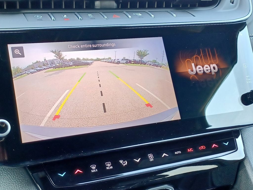 2026 Jeep Grand Cherokee GRAND CHEROKEE LAREDO ALTITUDE 4X4