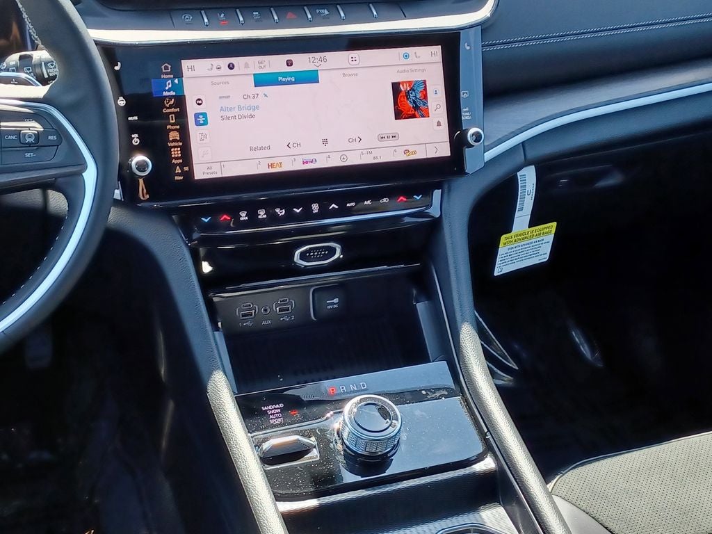 2026 Jeep Grand Cherokee GRAND CHEROKEE LAREDO ALTITUDE 4X4