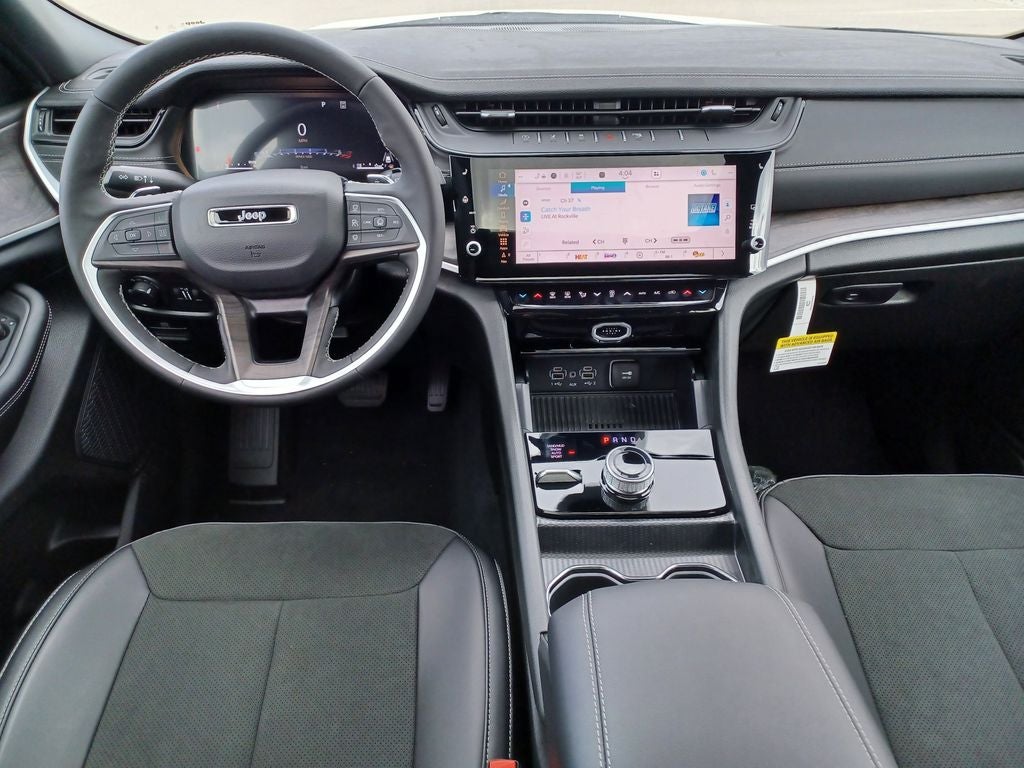 2026 Jeep Grand Cherokee GRAND CHEROKEE LAREDO ALTITUDE 4X4