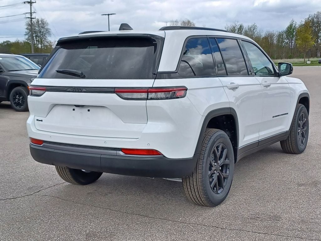 2026 Jeep Grand Cherokee GRAND CHEROKEE LAREDO ALTITUDE 4X4