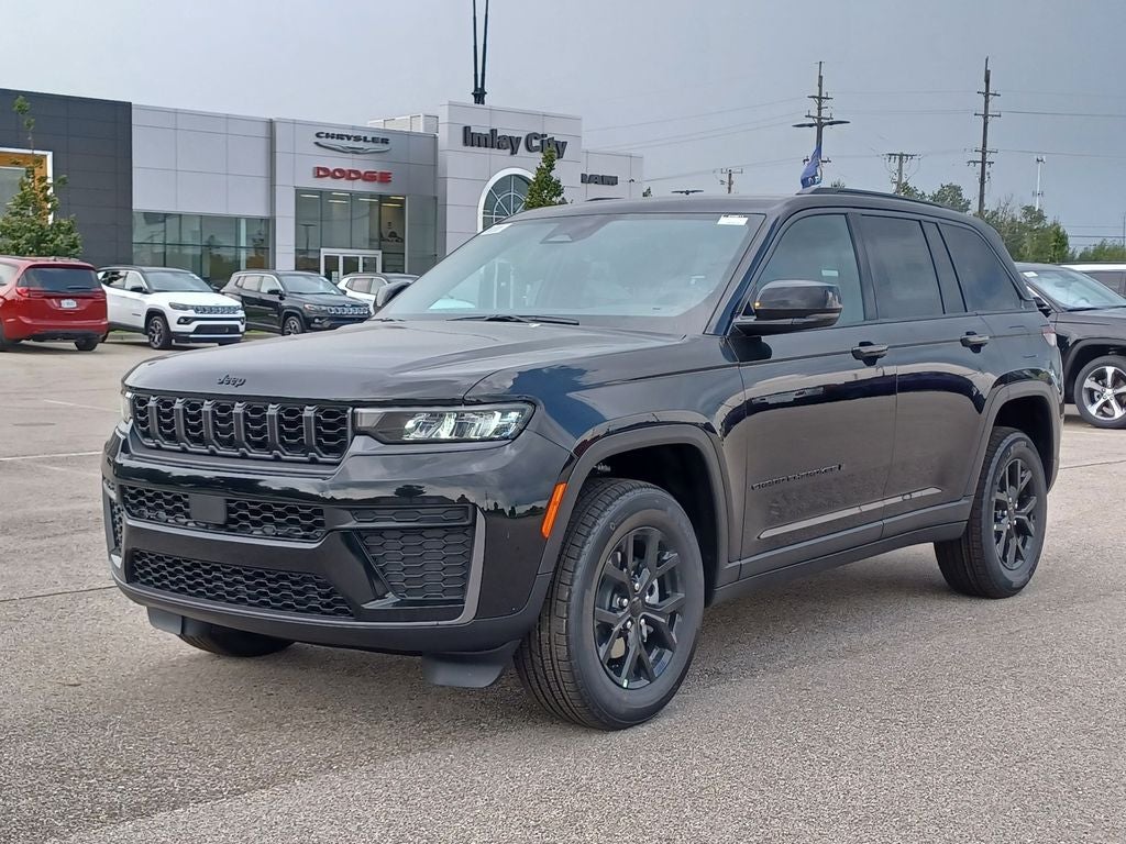 2026 Jeep Grand Cherokee GRAND CHEROKEE LAREDO ALTITUDE 4X4