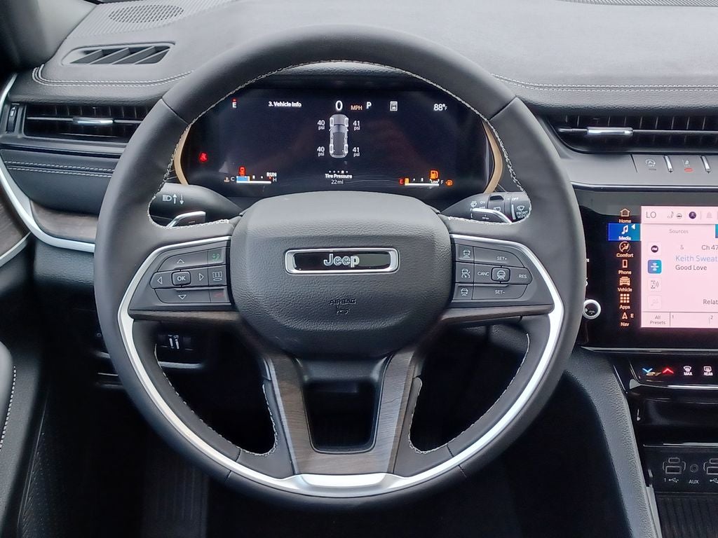 2026 Jeep Grand Cherokee GRAND CHEROKEE LAREDO ALTITUDE 4X4