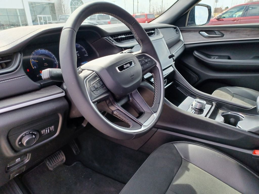 2026 Jeep Grand Cherokee GRAND CHEROKEE LAREDO ALTITUDE 4X4