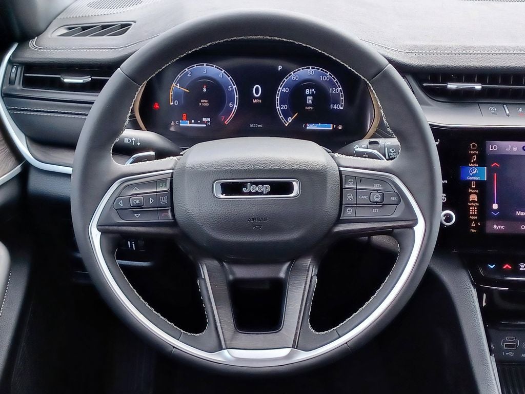 2026 Jeep Grand Cherokee GRAND CHEROKEE LAREDO ALTITUDE 4X4