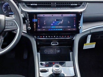 2026 Jeep Grand Cherokee GRAND CHEROKEE LAREDO ALTITUDE 4X4