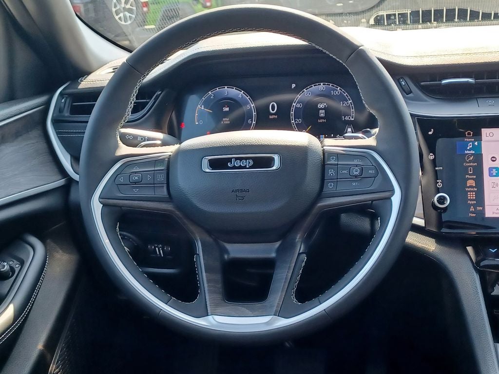 2026 Jeep Grand Cherokee GRAND CHEROKEE LAREDO ALTITUDE 4X4