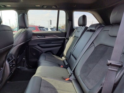 2026 Jeep Grand Cherokee GRAND CHEROKEE LAREDO ALTITUDE 4X4