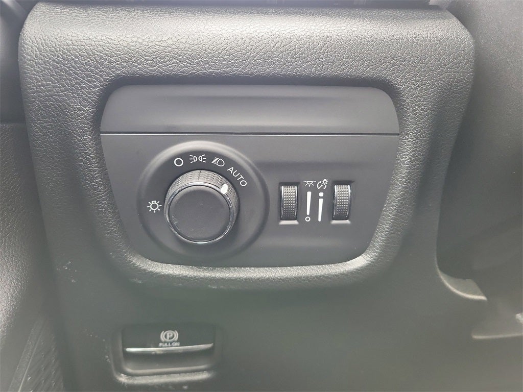 2026 Jeep Grand Cherokee GRAND CHEROKEE ALTITUDE 4X4