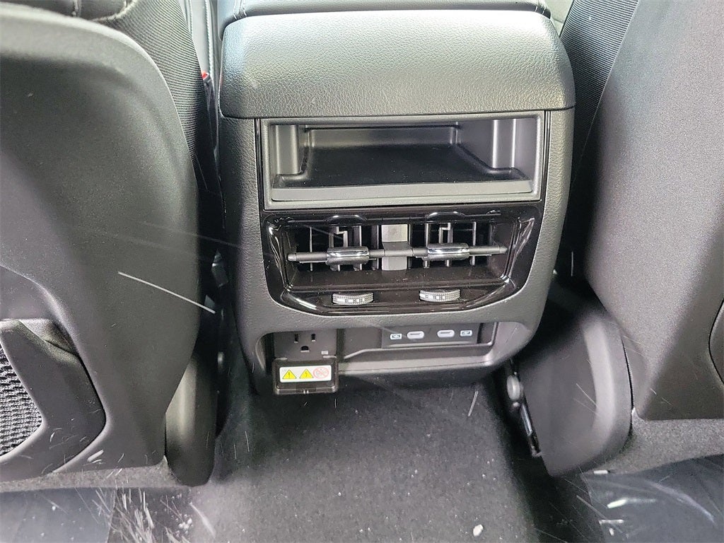 2026 Jeep Grand Cherokee GRAND CHEROKEE ALTITUDE 4X4