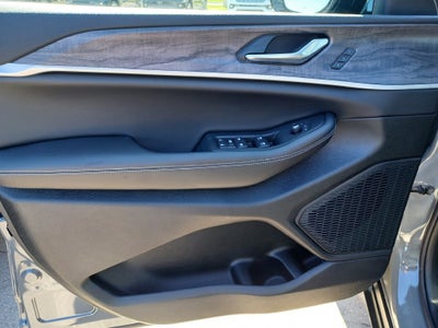 2027 Jeep Grand Cherokee Limited