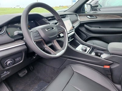 2027 Jeep Grand Cherokee Limited