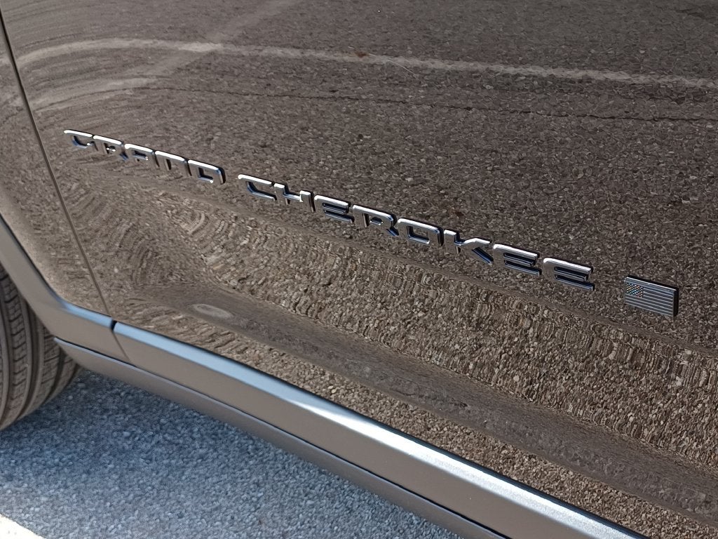 2027 Jeep Grand Cherokee Limited