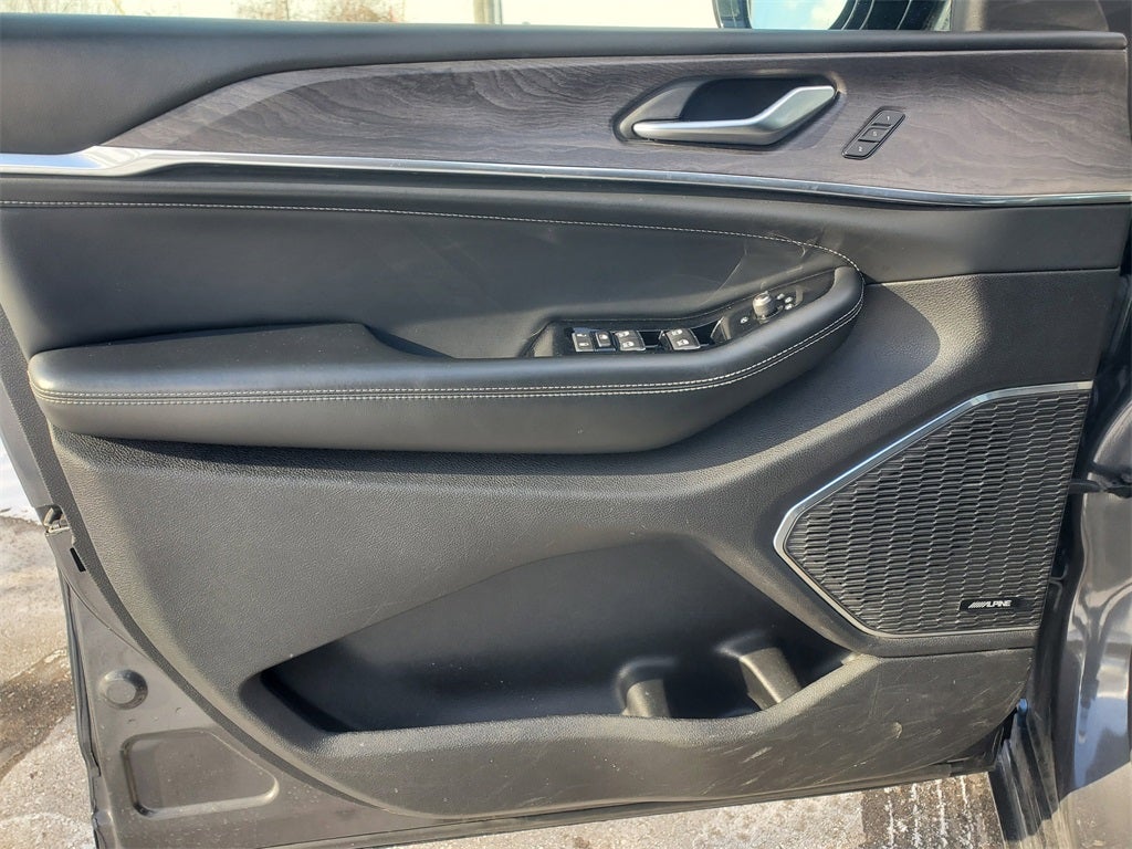 2023 Jeep Grand Cherokee Overland