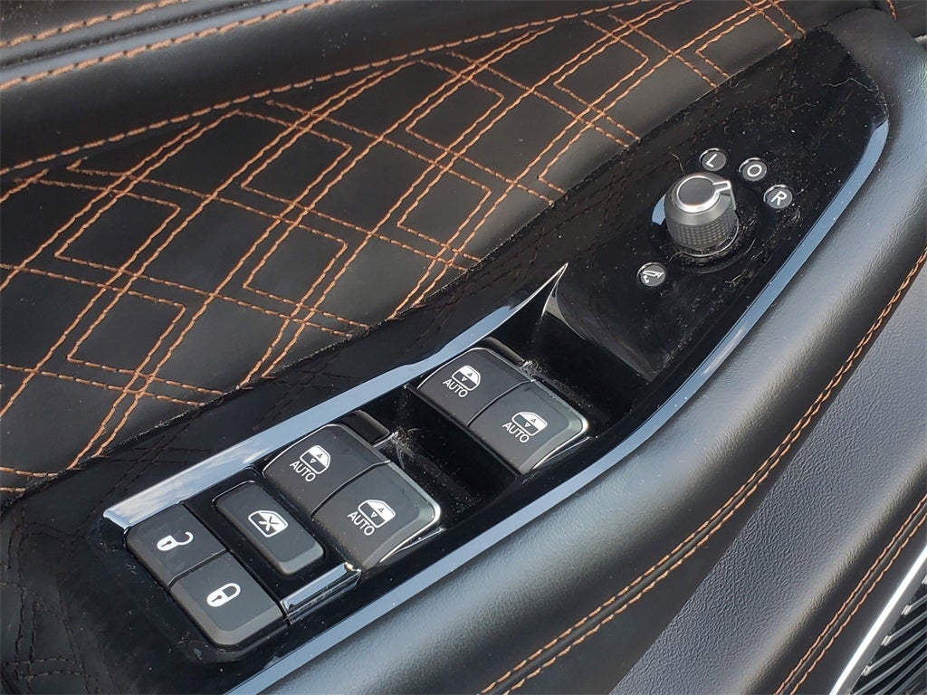 2022 Jeep Grand Cherokee Summit Reserve