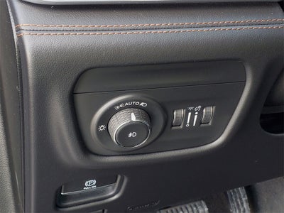 2022 Jeep Grand Cherokee Summit Reserve