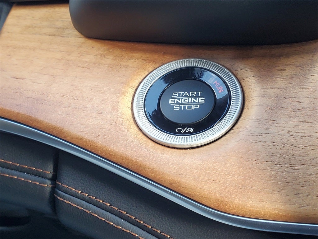 2022 Jeep Grand Cherokee Summit Reserve