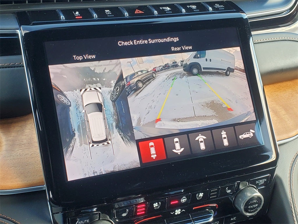 2022 Jeep Grand Cherokee Summit Reserve