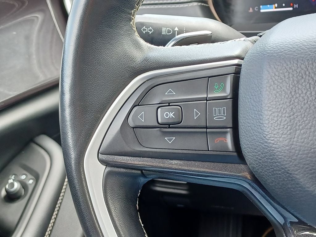 2022 Jeep Grand Cherokee L Laredo