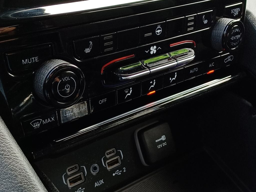 2022 Jeep Grand Cherokee L Laredo