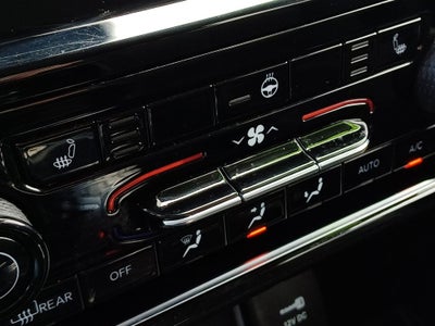 2022 Jeep Grand Cherokee L Laredo