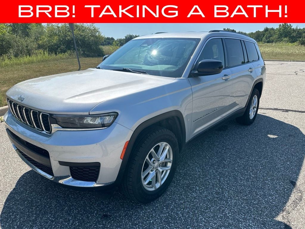 2022 Jeep Grand Cherokee L Laredo 4x4