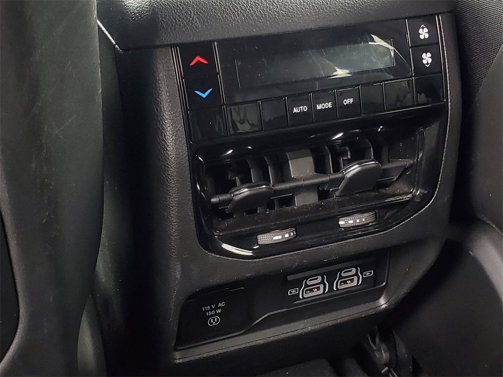 2024 Jeep Grand Cherokee L Altitude 4x4