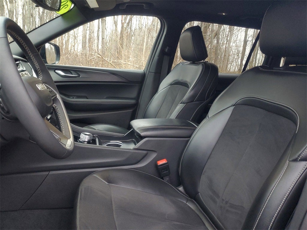 2024 Jeep Grand Cherokee L Altitude X 4x4