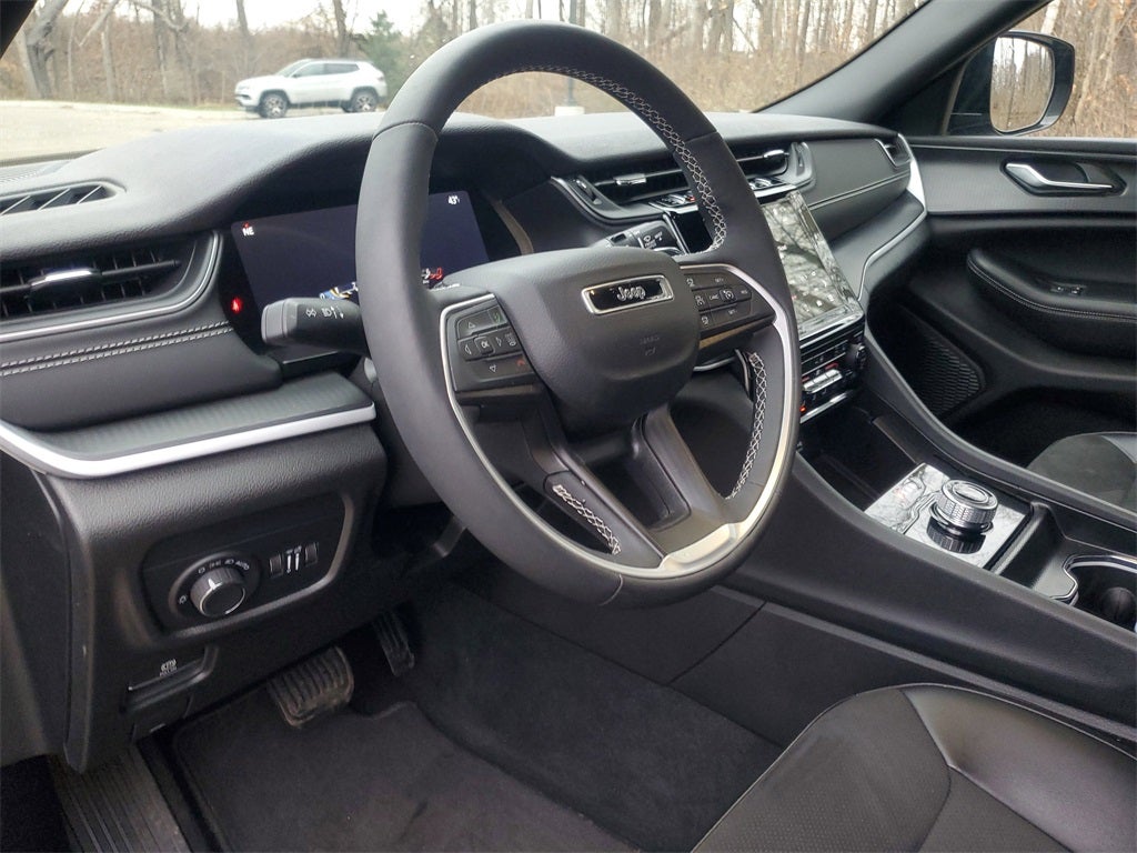 2024 Jeep Grand Cherokee L Altitude X 4x4